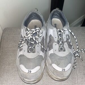 Balenciaga’s Women’s US 8.5